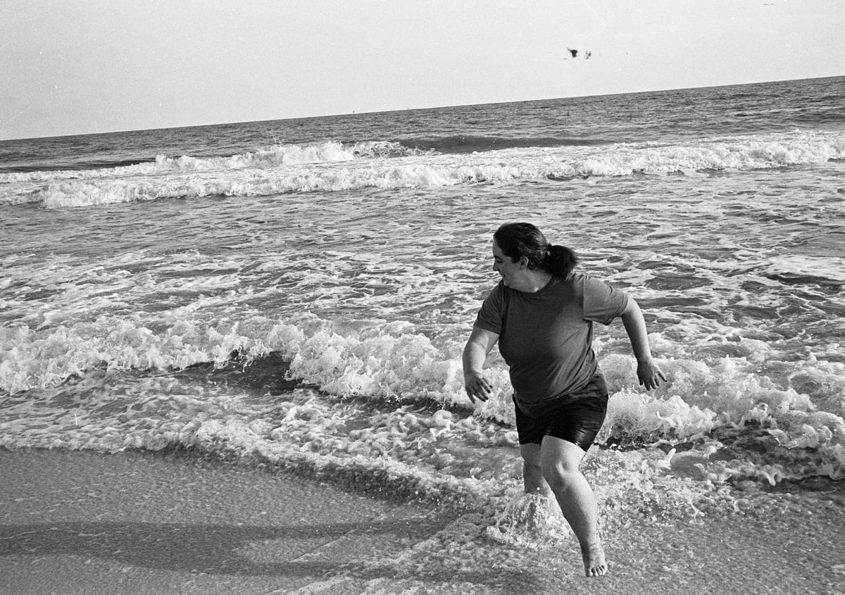 Kaqtie runs in waves 1