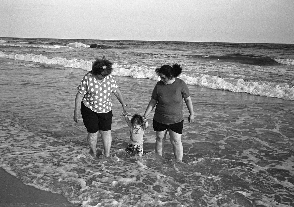 Katie, Janet, Christian in wavess 1